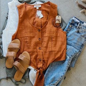 🌻Button/Tie Waist Shirt